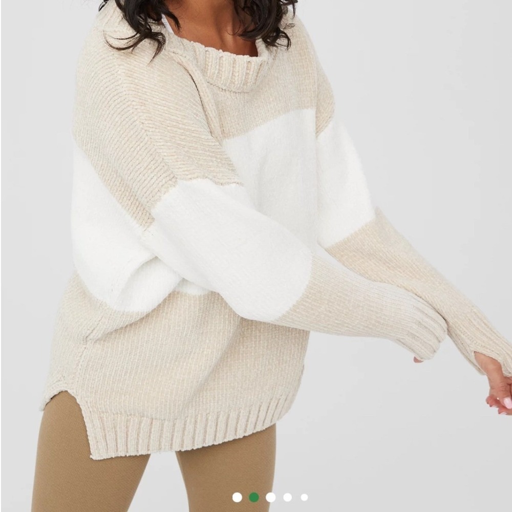 aerie Cream and White Colorblock Cozy Crewneck Sweater